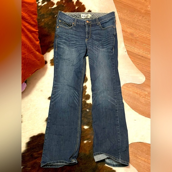 Ariat Boot Cut Women’s Jeans Size 32 Length 34 Faded Blue Jeans - Picture 1 of 7